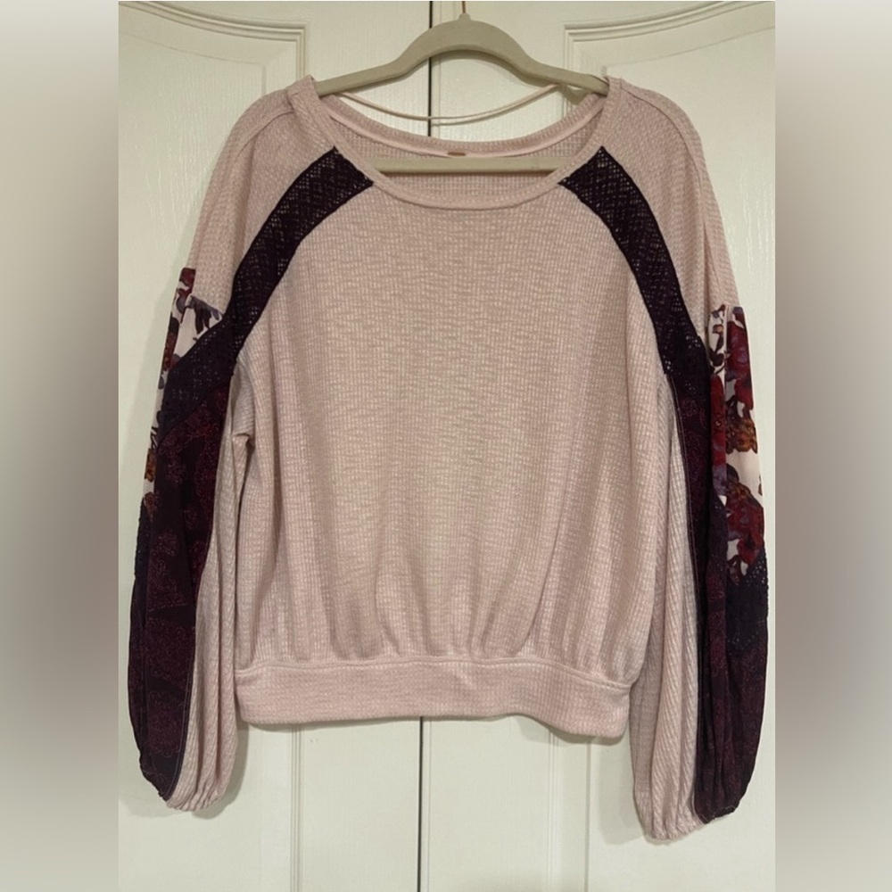 Free people rose petal casual clash blossom thermal top​​​​​​​